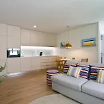 Apartment Boutique Rentals- Sea Breeze *