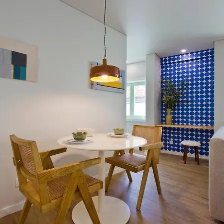 Daire Boutique Rentals- Sea Breeze Porto