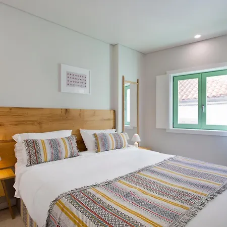 Boutique Rentals- Sea Breeze * Porto