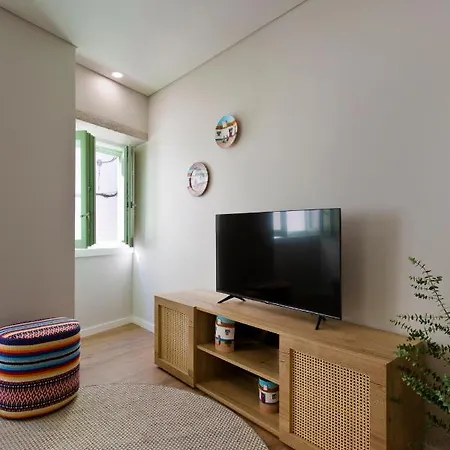 Apartment Boutique Rentals- Sea Breeze *